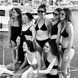 Enterrements de vie de jeune fille - Aida